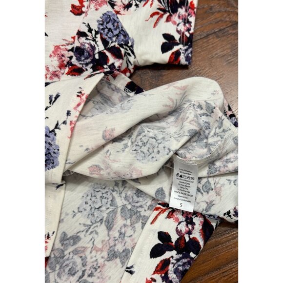NEW LuLaRoe Womens Knit Tunic Top S Short Sleeve White Pink Floral Scoop Neck - Picture 6 of 8